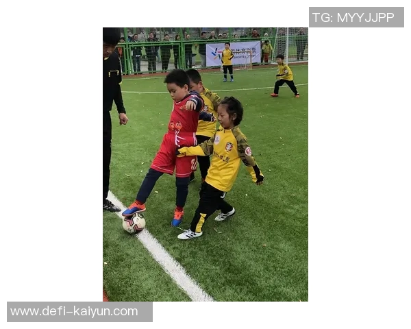 墨胜利足球引领新潮流助力青少年成长与梦想实现 墨胜利足球引领新潮流助力青少年成长与梦想实现